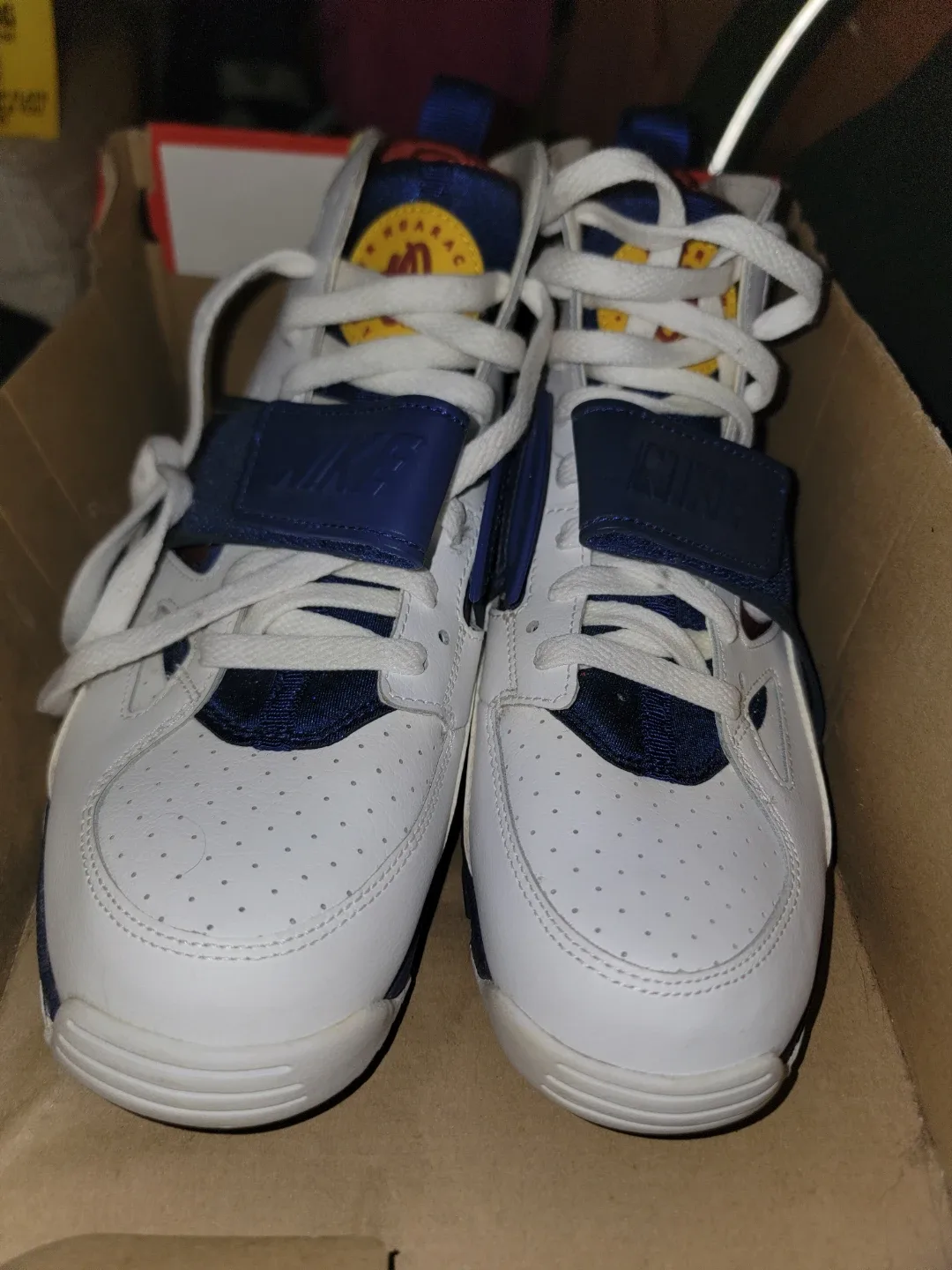 Nike Air Trainer Huarache Size 10.5 image indicator(3)