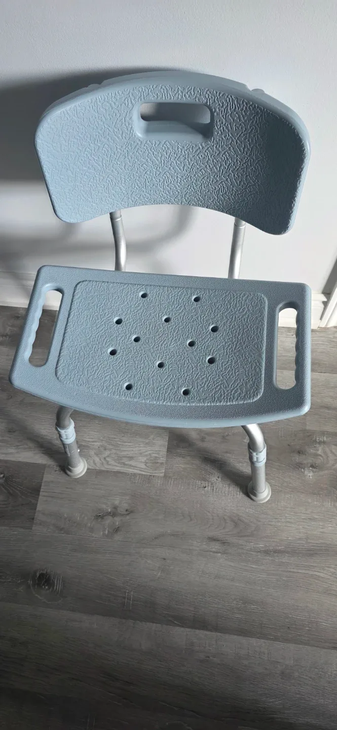 Adjustable Bath and Shower Chair image indicator(2)