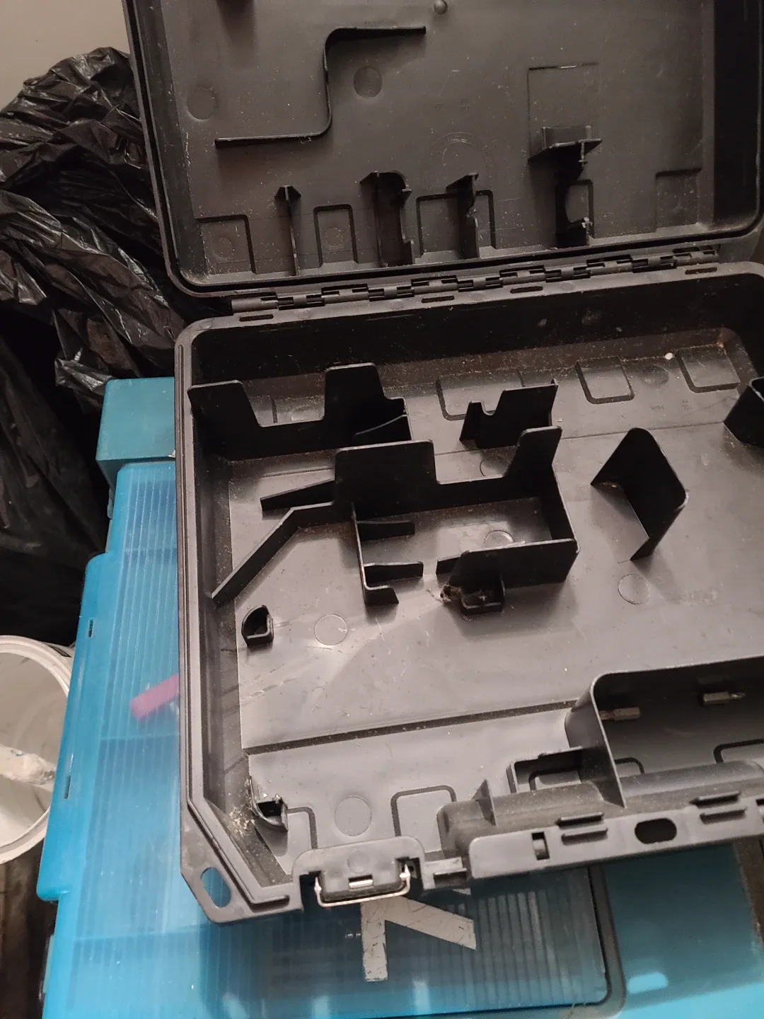 DeWalt Tool Case - Empty image indicator(2)