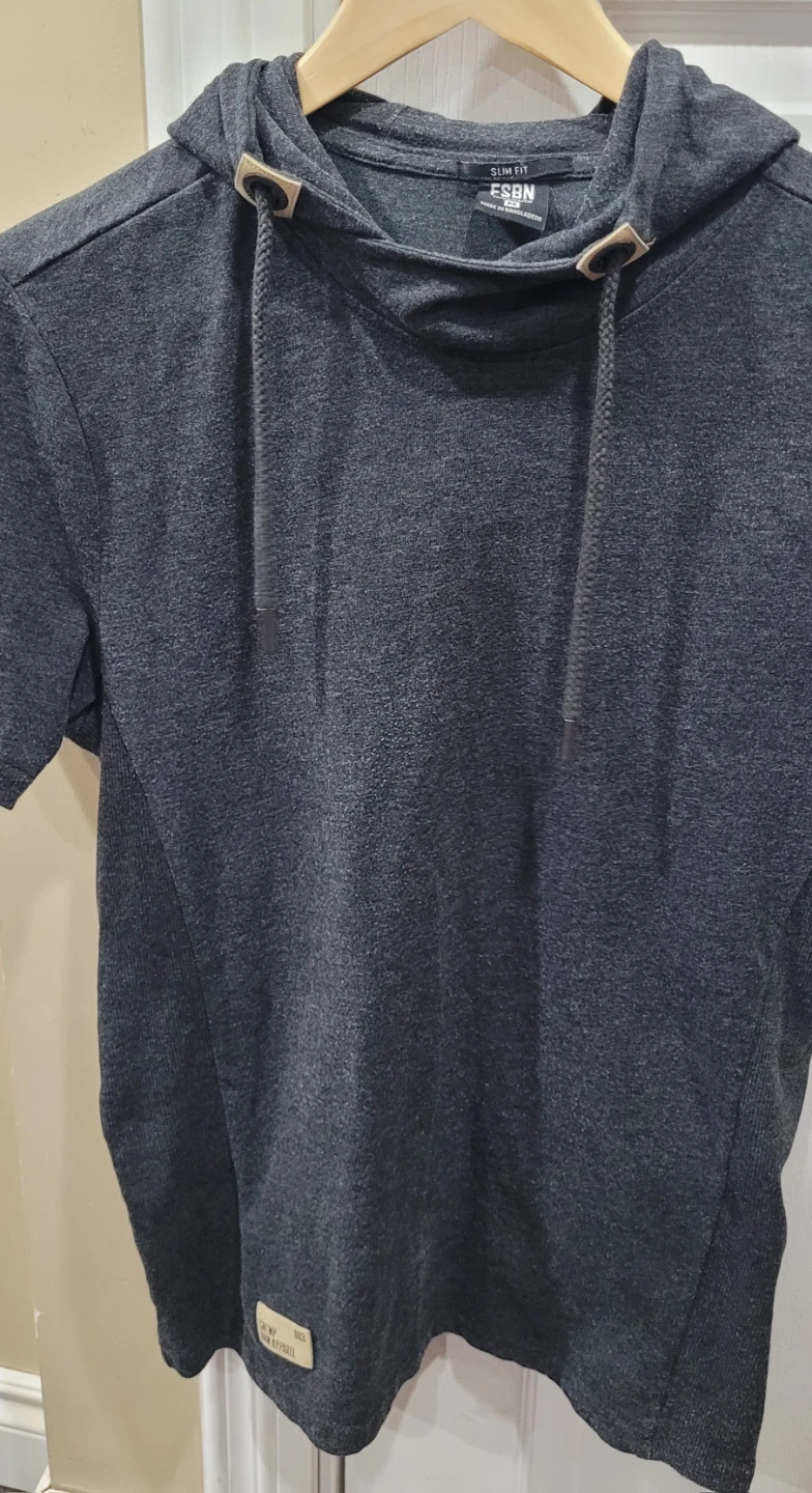 FSBN Slim Fit Hoodie - Size M