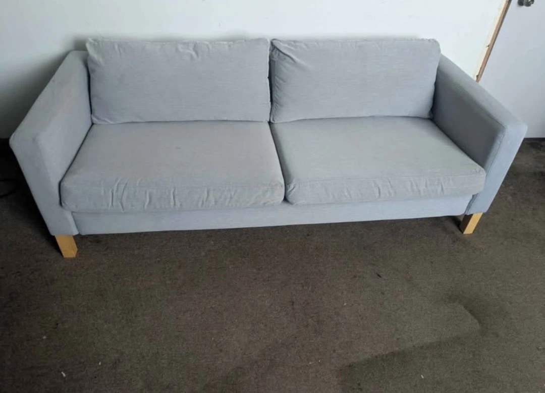 Couch - free delivery - photo 4