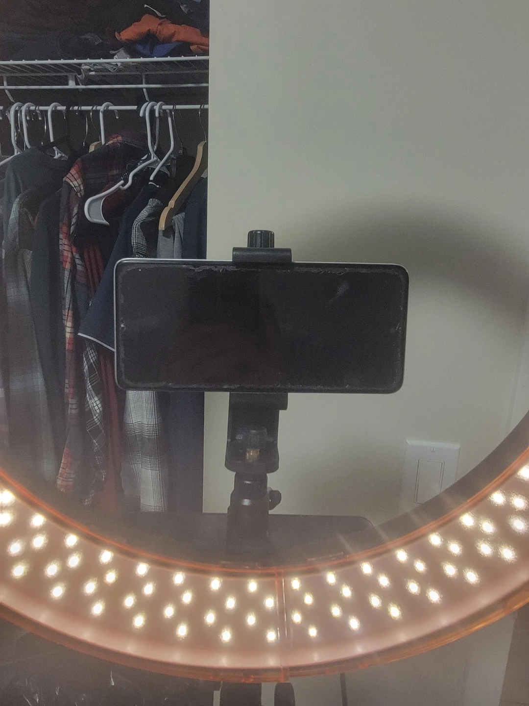 Mount Dog RL-18 LED Ring Light with Tripod - photo 3
