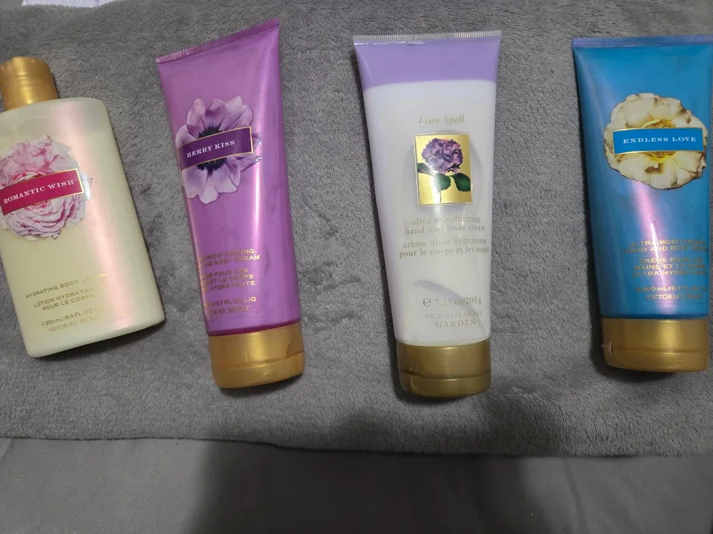 Victoria Secret body lotions and Sprays image indicator(3)