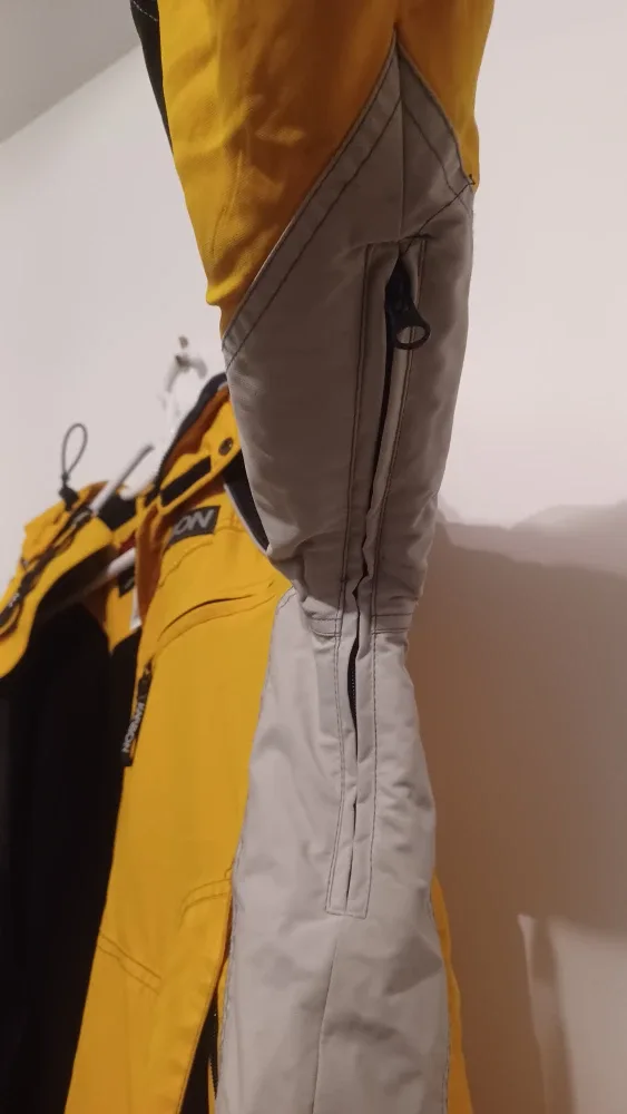 Vintage Karbon Yellow & Black Jacket - Size M image indicator(10)