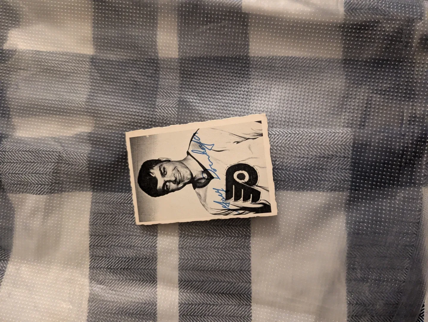 Vintage hockey cards image indicator(5)