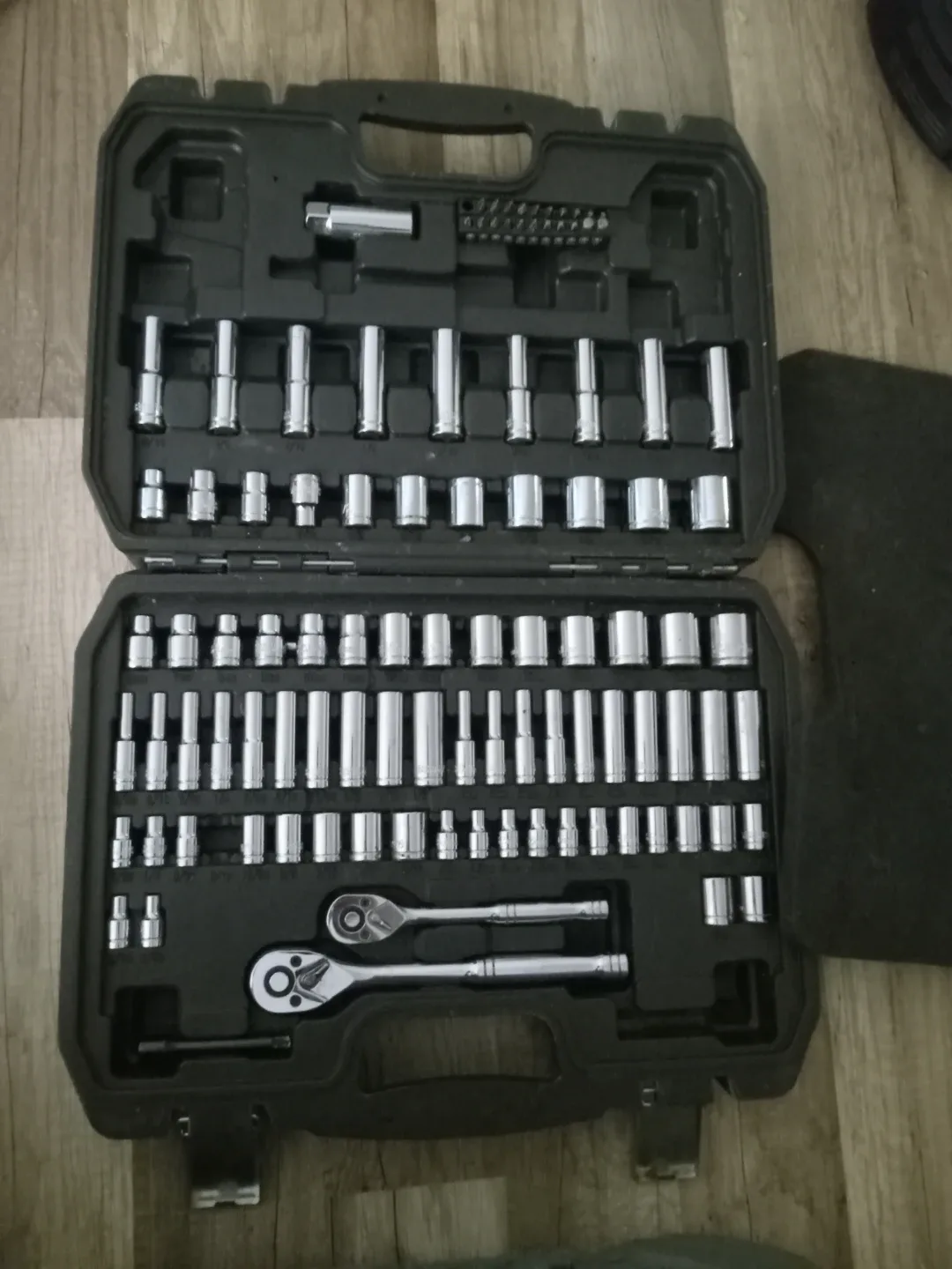 AmazonBasics Socket Set with Case thumbnail