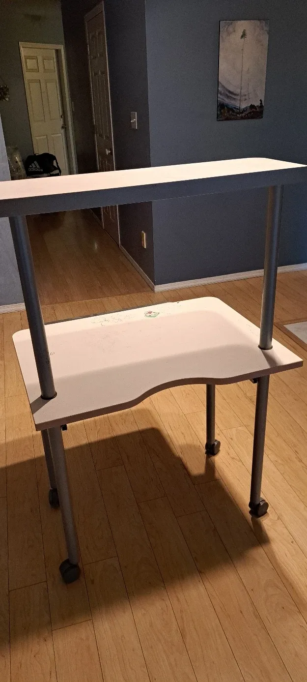 Rolling Adjustable Height Desk image indicator(2)