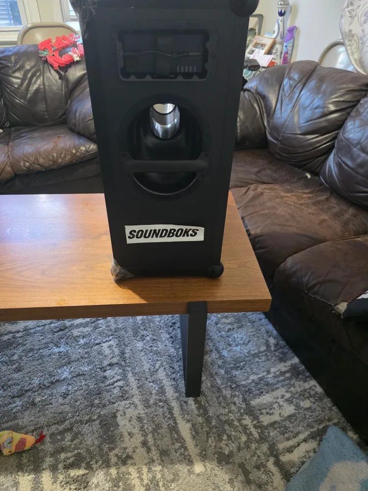 SOUNDBOKS Portable Bluetooth Performance Speaker image indicator(3)