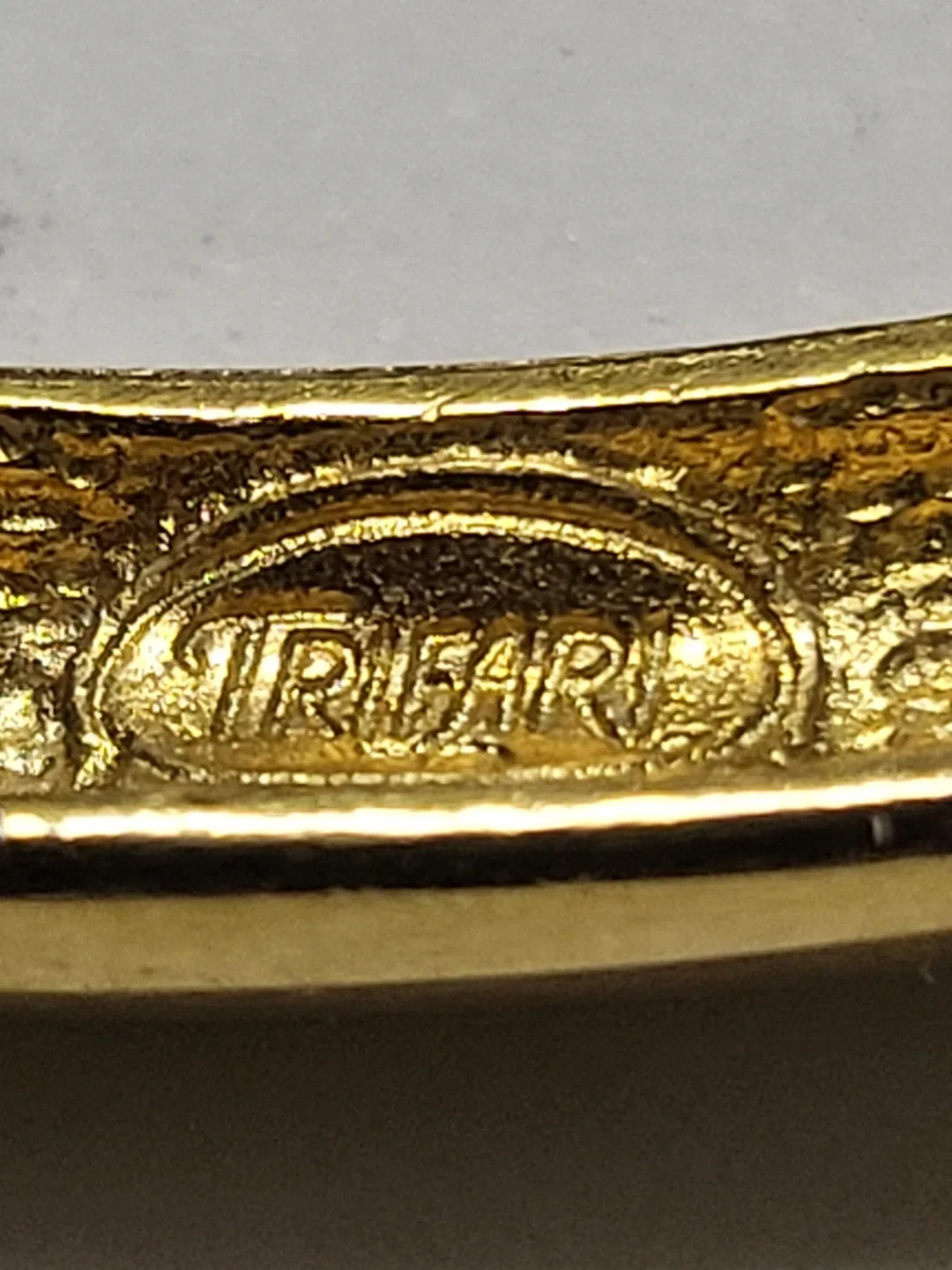 Trifari Gold Tone Collar Necklace image indicator(4)