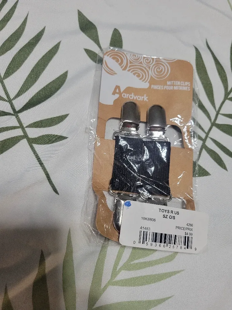 Aardvark Mitten Clips - New