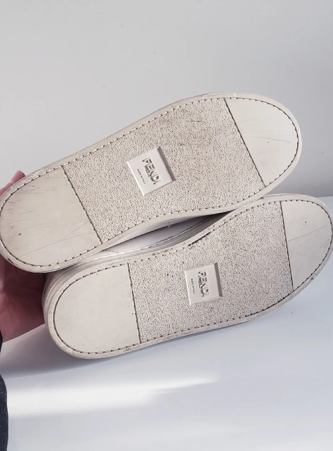 Fendi Calligraphy White Low Top Leather Sneakers sz 7 image indicator(5)