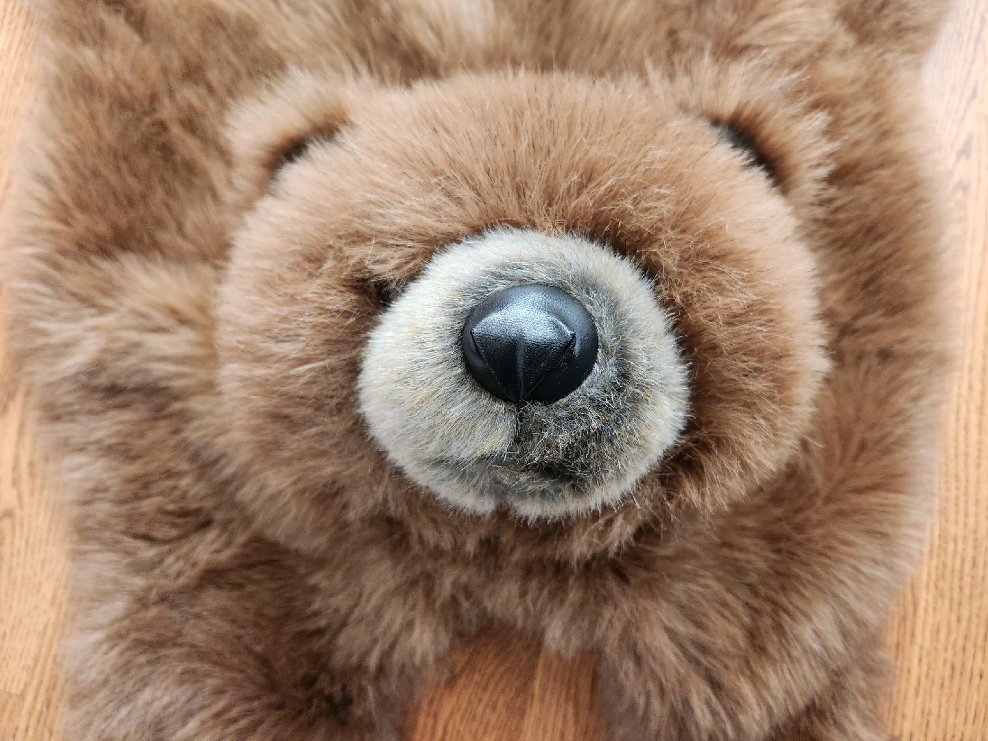 Fancy Zoo Plush Brown Faux Bear Rug Pelt 40”x 23” - photo 2