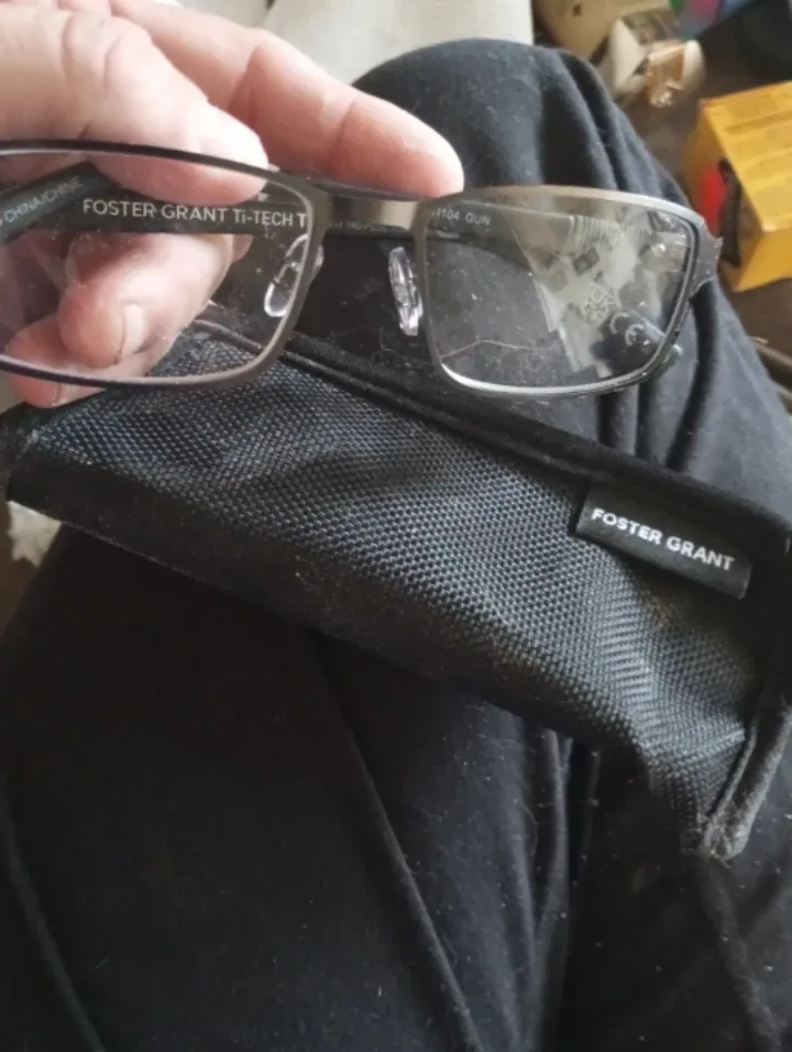 Foster Grant Ti-Tech 1104 Gun Glasses