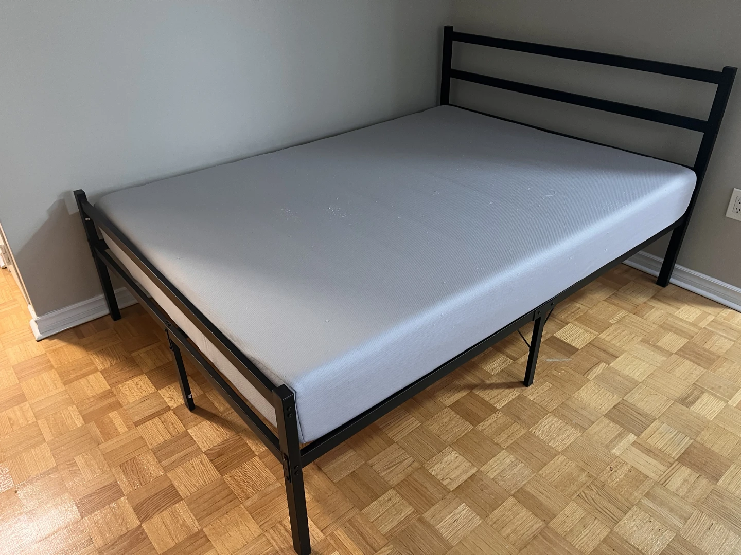 Sleep Country Double Mattress