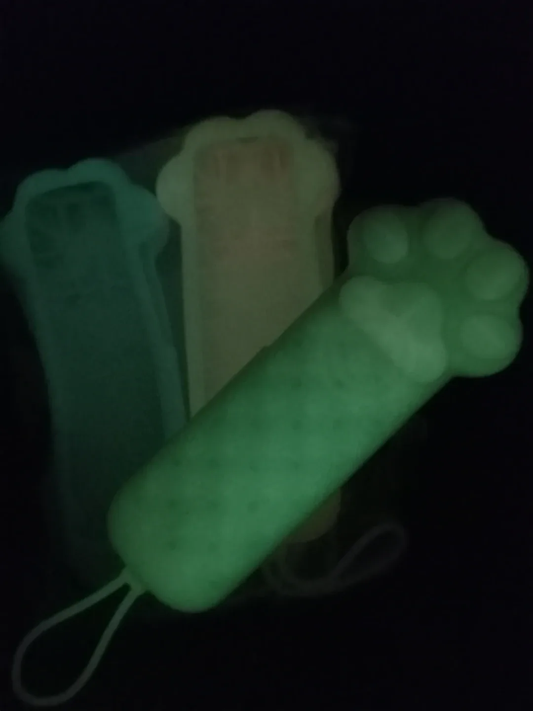 Remote Control Silicone Case - Paw Design brand new 2 pack image indicator(4)