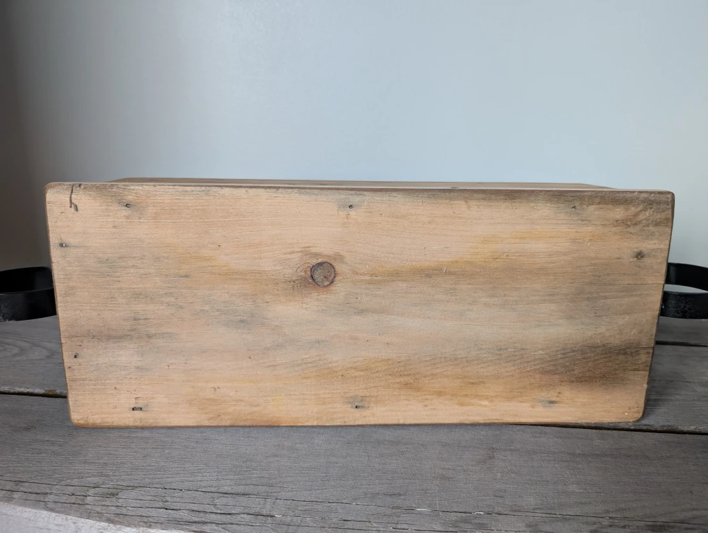 Wooden Box with Metal Handle - photo 5