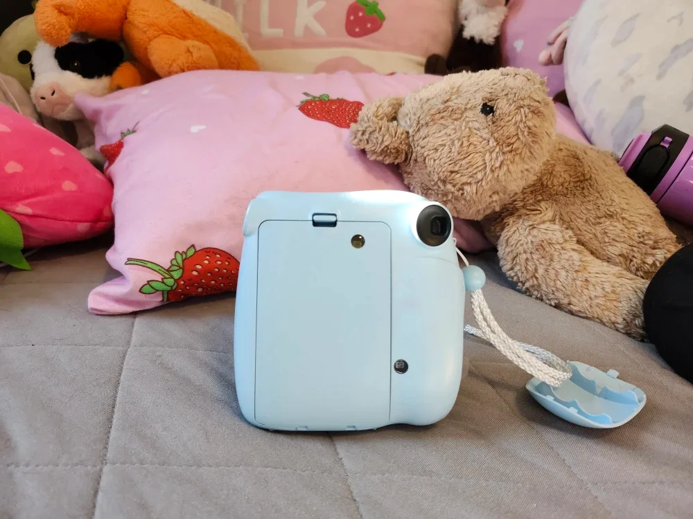 Fujifilm Instax Mini 7+ Instant Camera - Blue image indicator(4)