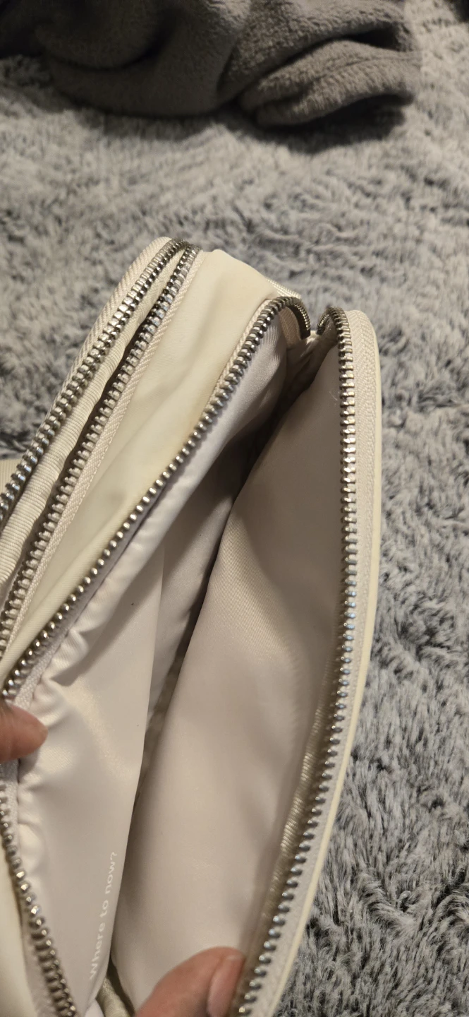 Lululemon Everywhere Belt Bag - White Opal - photo 4
