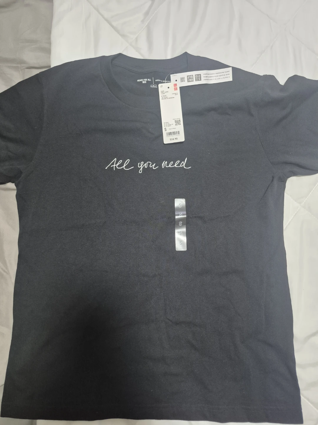 Universal Thread & Uniqlo T-Shirts - Size S - photo 2