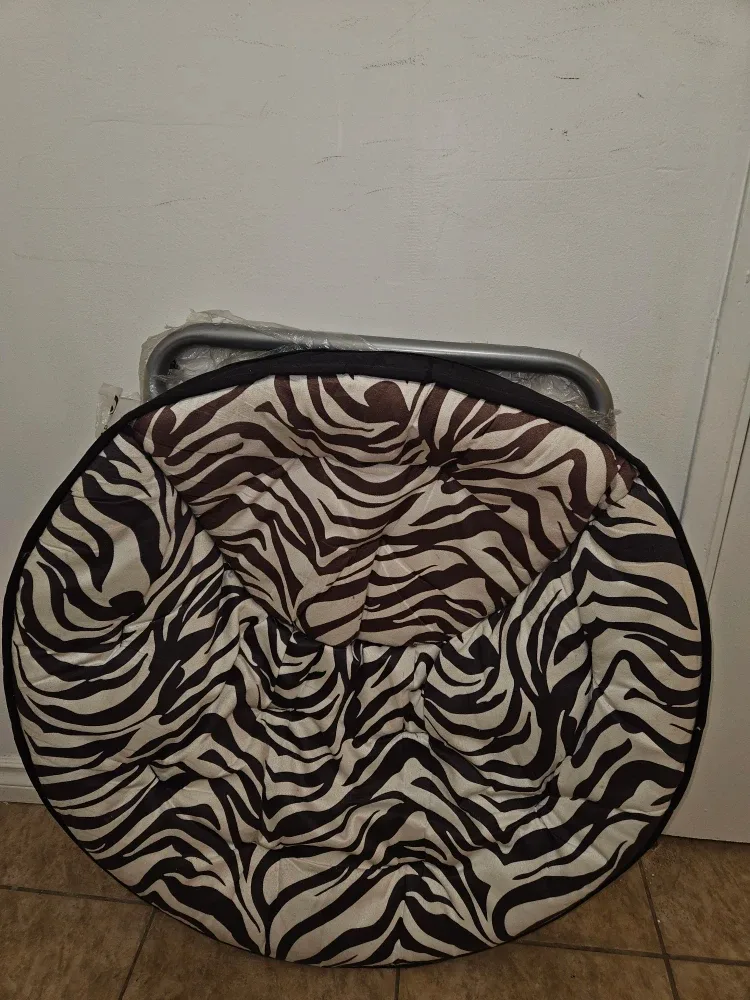 Papasan Chair - Zebra Print image indicator(3)