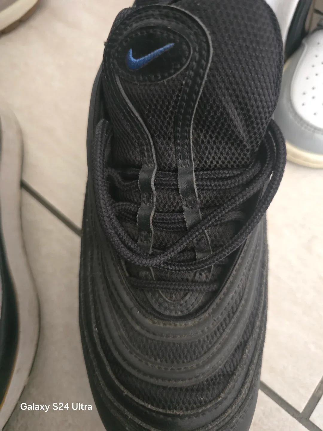 Nike Air Max 97 Black, US 8.5 image indicator(2)