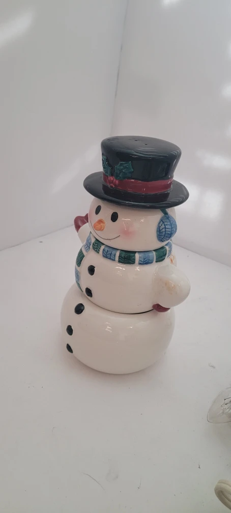 Snowman Ceramic Ensemble Salt & Pepper Shakers - photo 4