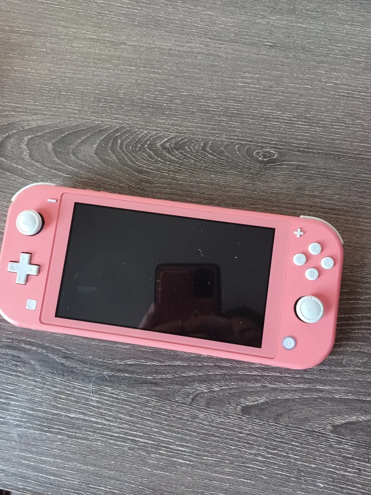 Nintendo Switch Lite - Coral image indicator(2)