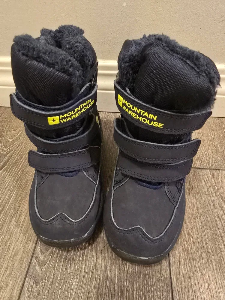 Mountain Warehouse boots