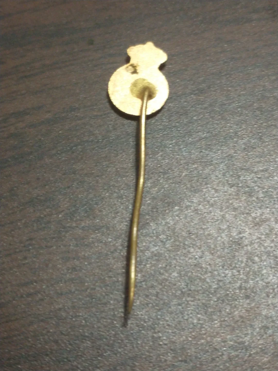 Real Madrid CF soccer pin used circa 1970s image indicator(4)