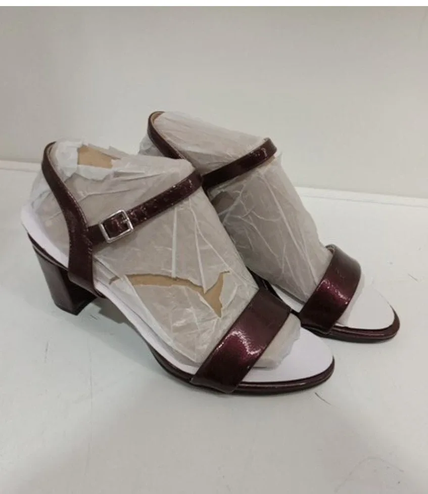 Naturalizer Lizette Block Heel Sandal, Size 6.5 image indicator(3)