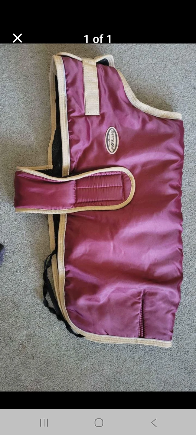 Shedrow Horse Blanket - Burgundy