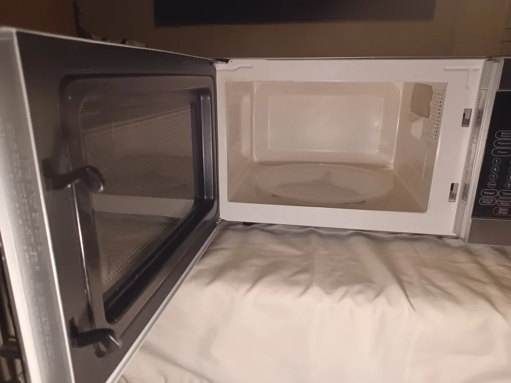 Danby Designer Microwave image indicator(5)