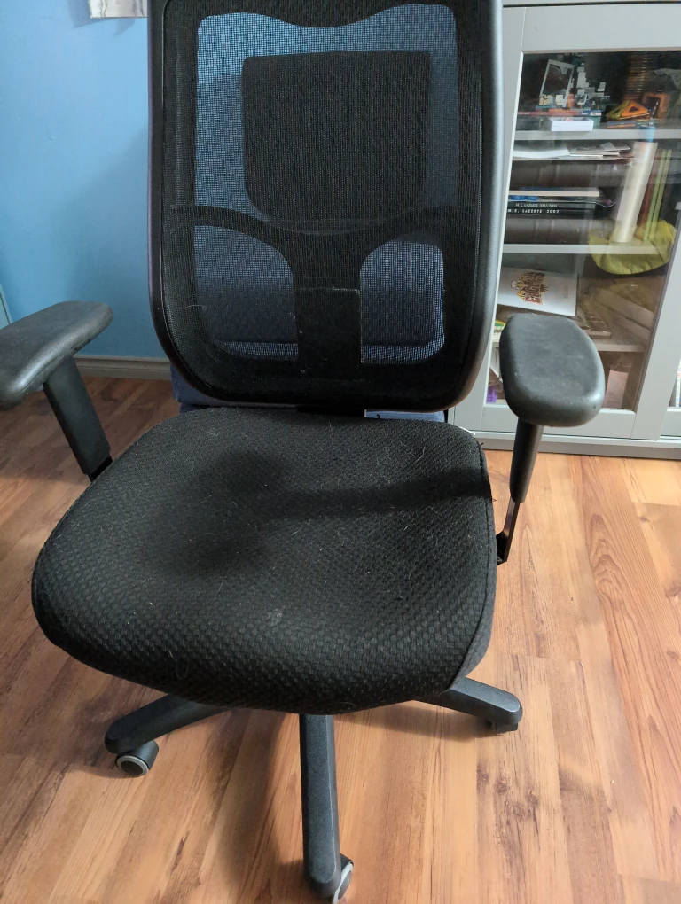 Tempur-Pedic Mesh Mid-Back Task Chair - Black