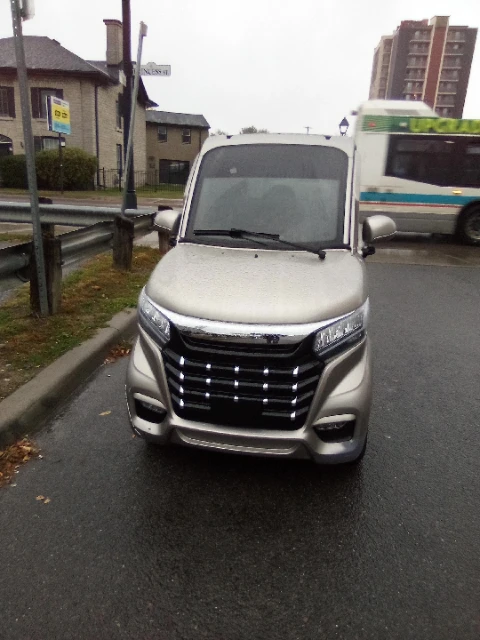 Silver Electrica EV 2024 Sport.