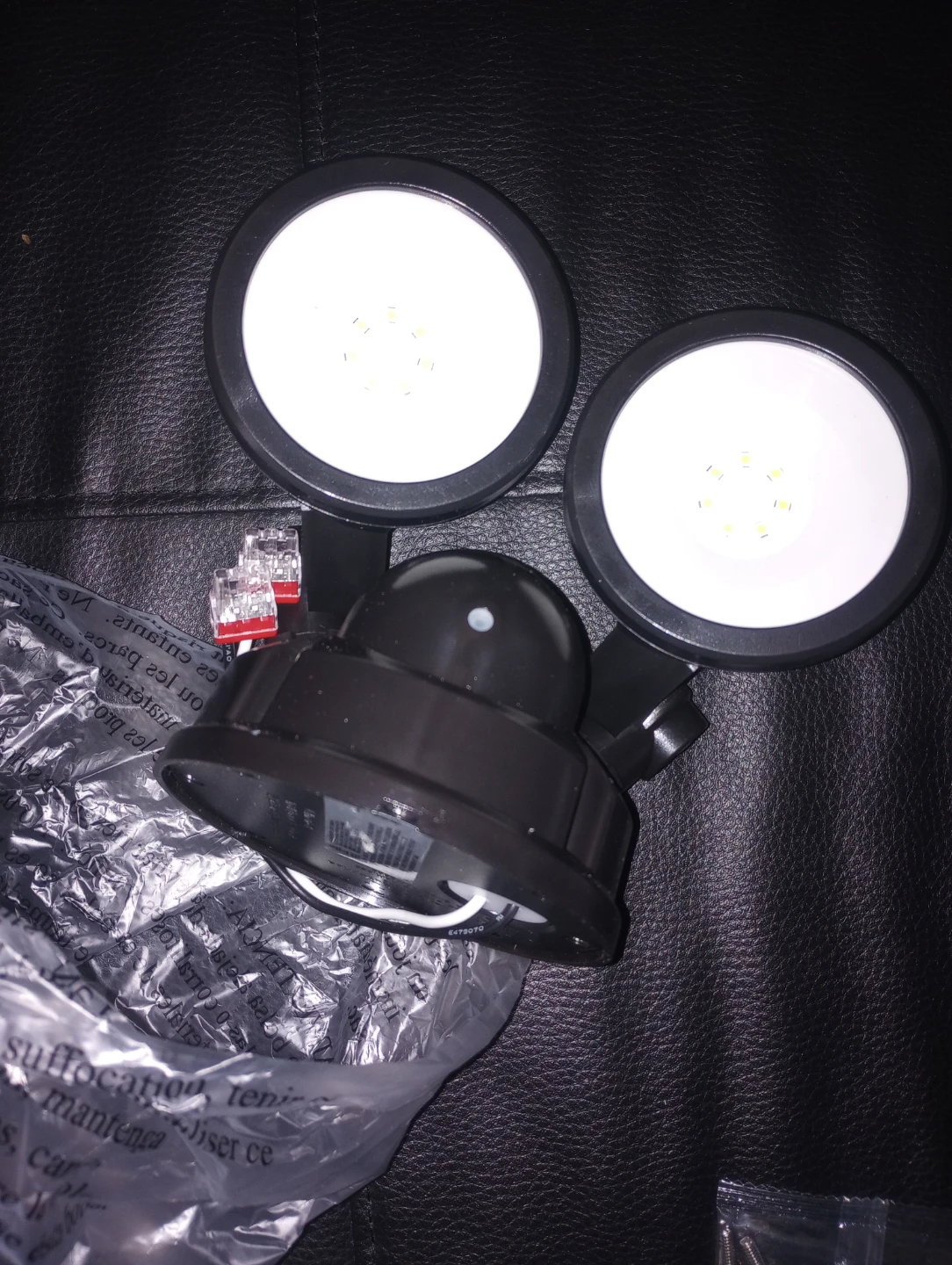 New Defiant Motion-Activated Flood Light - photo 4
