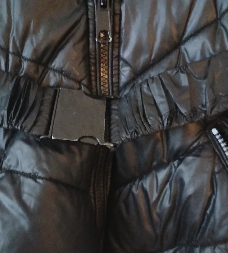 H&M Black Puffer Jacket - Size US 4 image indicator(5)