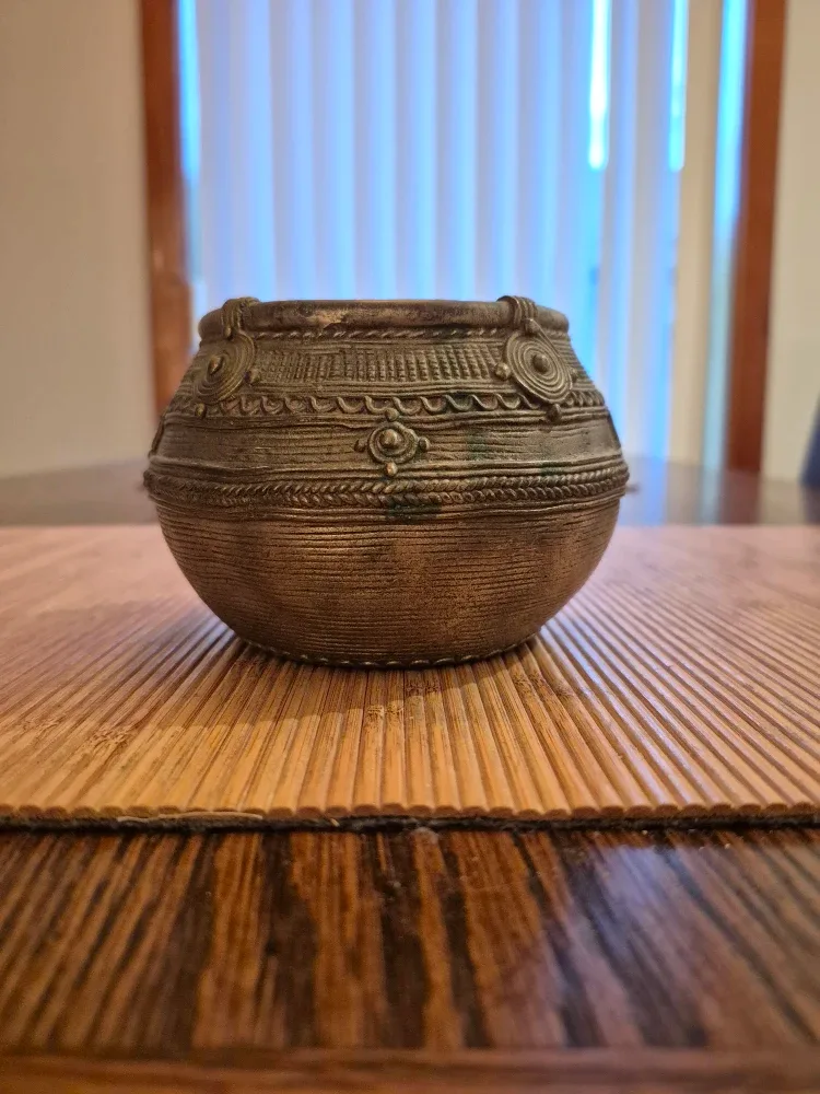 Vintage/Antique Handmade Brass Pot with Elephant & Moon image indicator(4)