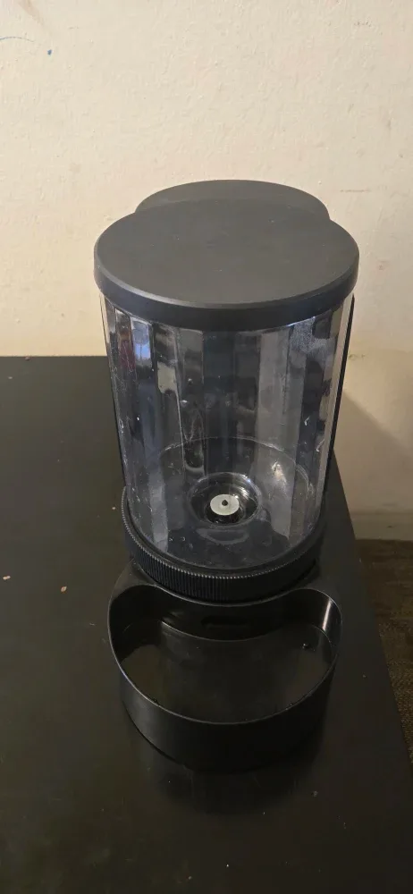 Automatic Pet Food Dispenser image indicator(2)