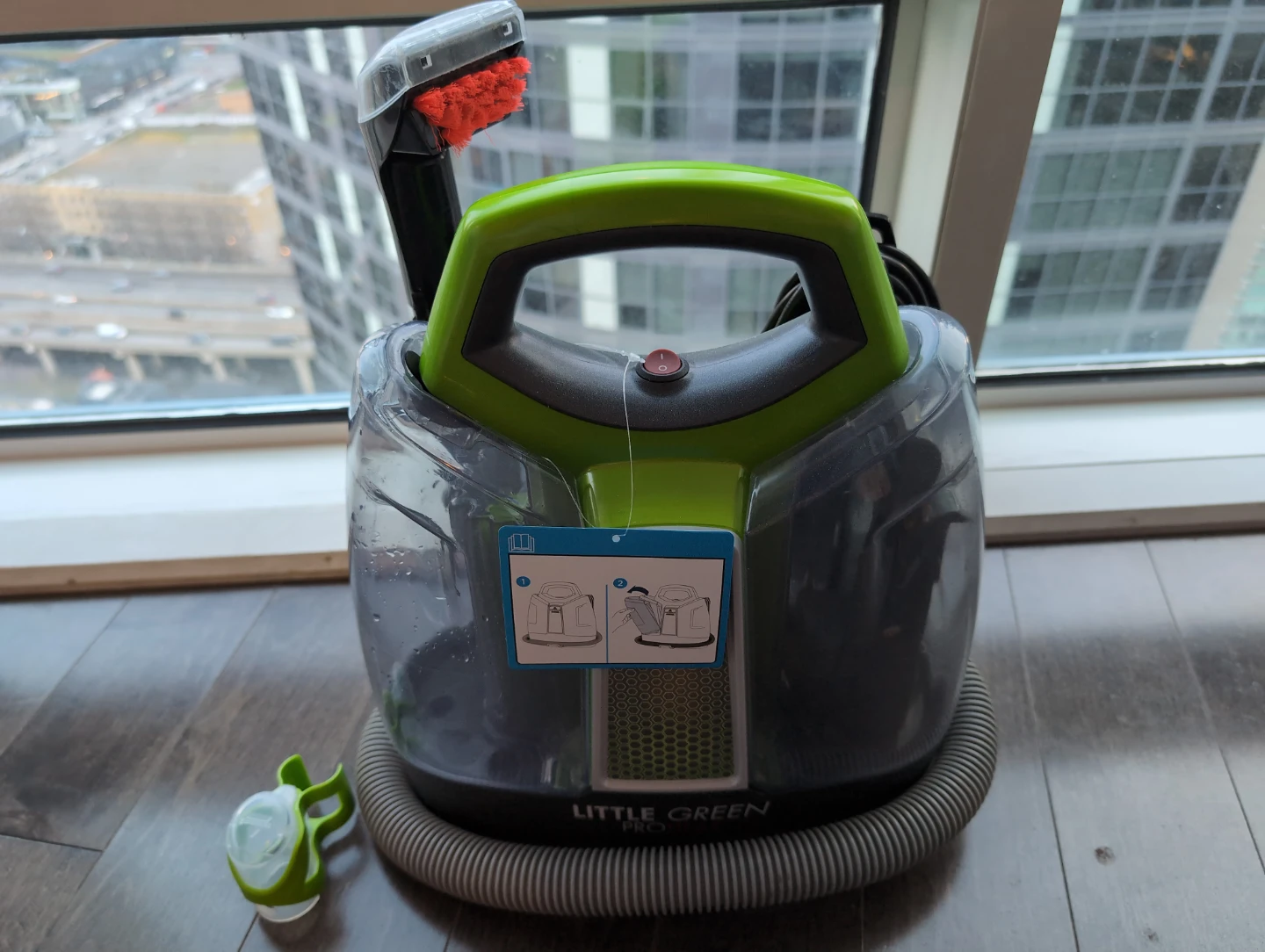 Bissell Little Green Pro Spot Cleaner - photo 2