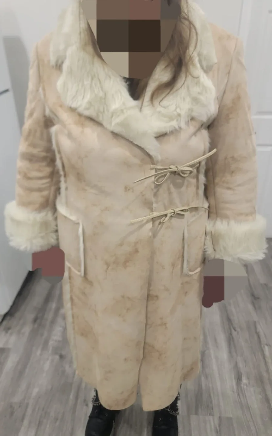 Vintage Shearling Coat image indicator(2)