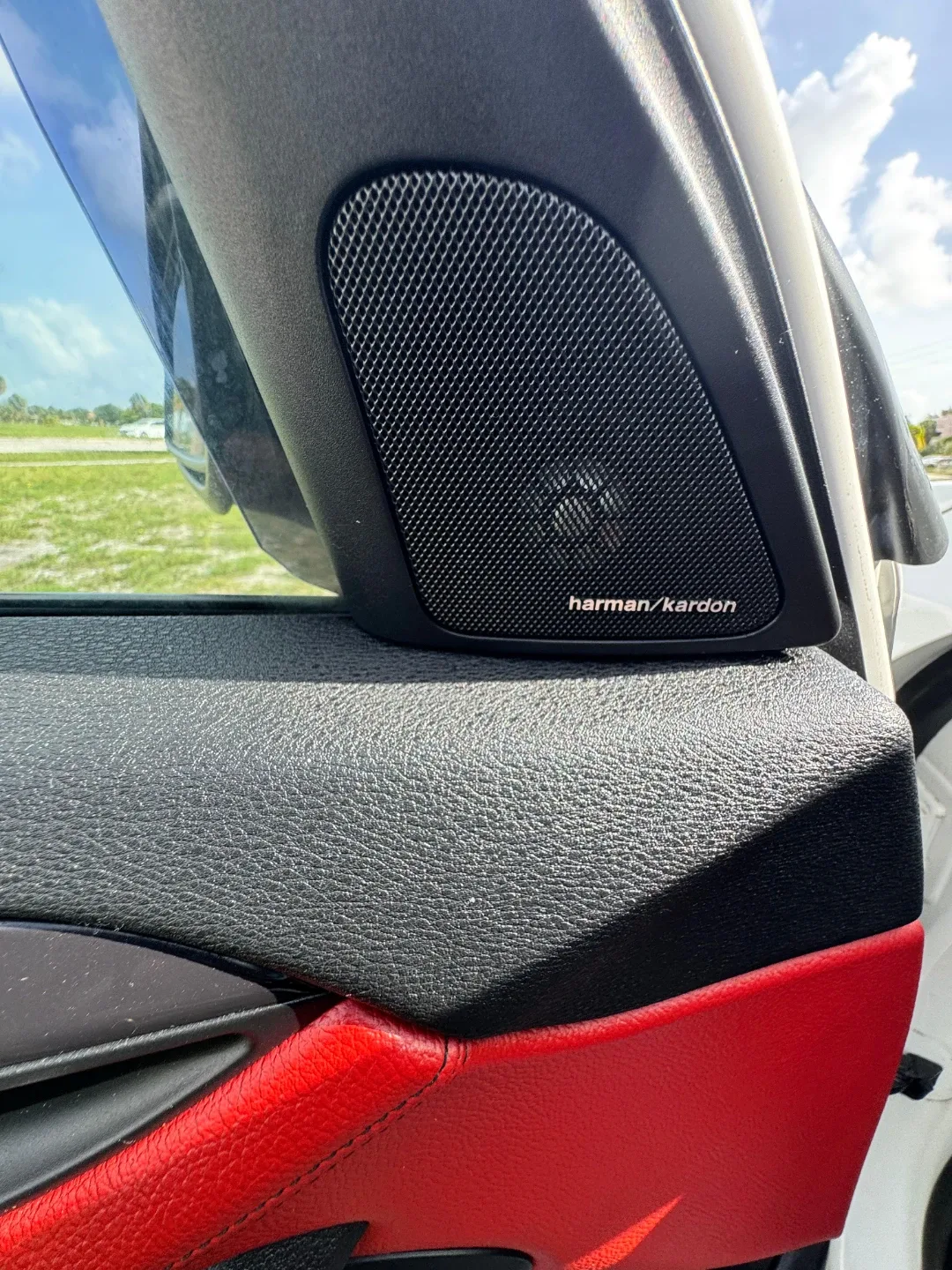 BMW X1 White SUV with Red Interior image indicator(3)