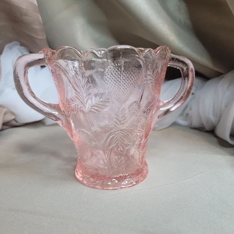 Fenton Vintage Pink Depression Glass Strawberry Double Handle... image indicator(9)