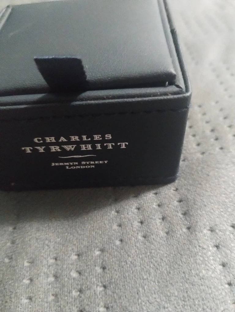 Charles Tyrwhitt Cufflinks with Box