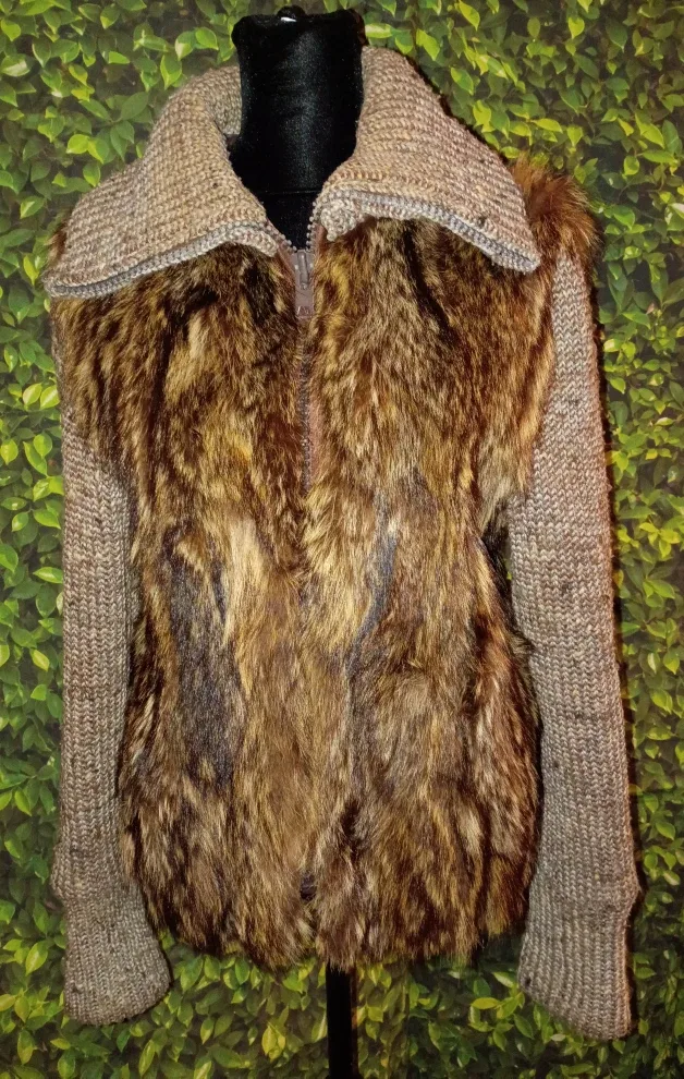 Vintage Raccoon Fur & Knit Zip-Up Jacket Sz M image indicator(4)
