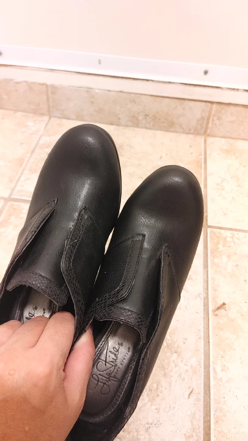 Black Heels - Size 7.5 image indicator(9)