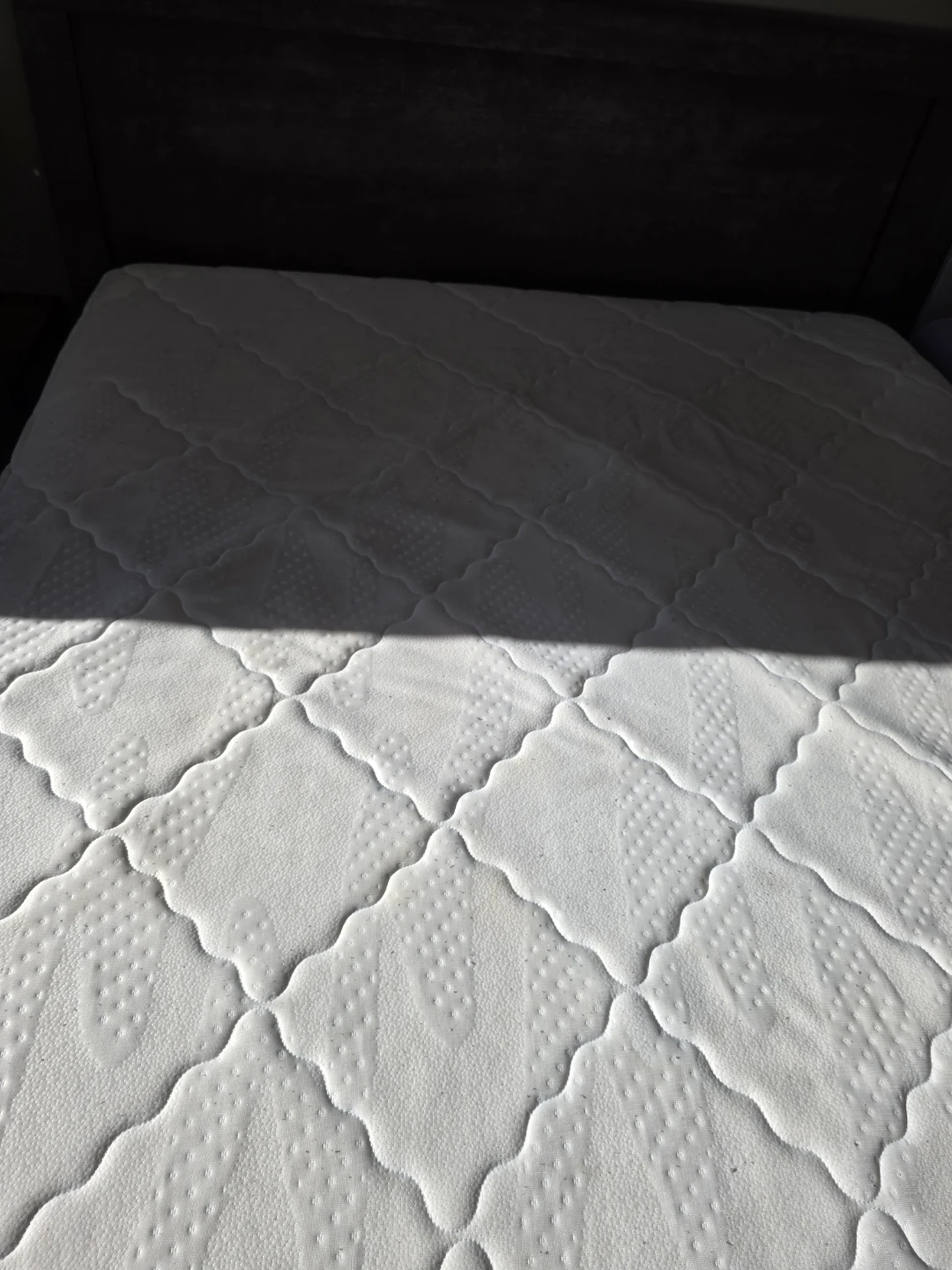Mattress - queen size - photo 2