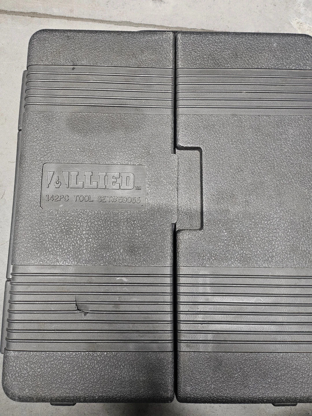 Allied 142PC Tool Set #59066 - photo 2