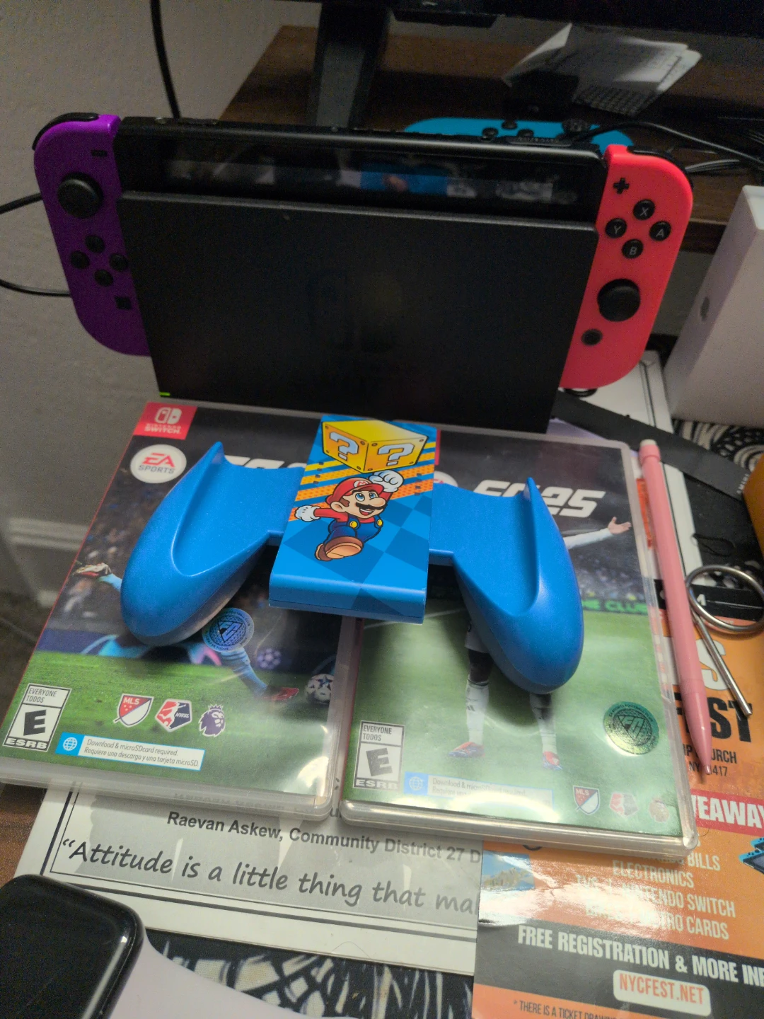 Nintendo Switch Console with FC 24 & 25 - photo 2