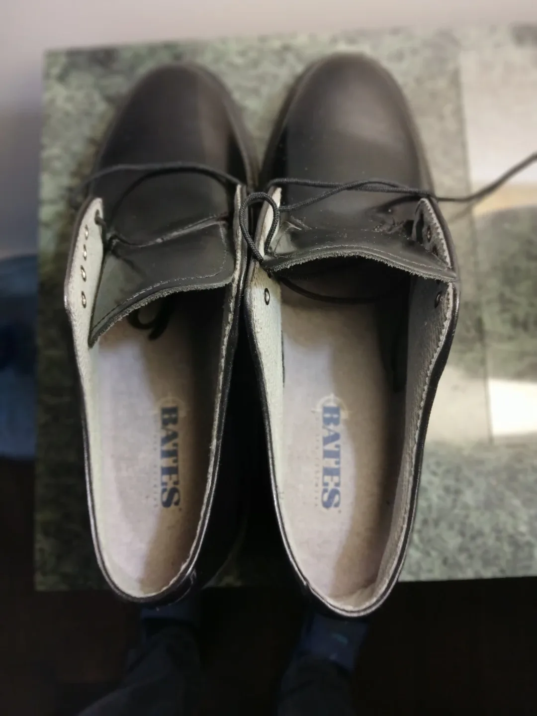 BATES  BRAND NEW MENS SHOES  SIZE 10 image indicator(3)