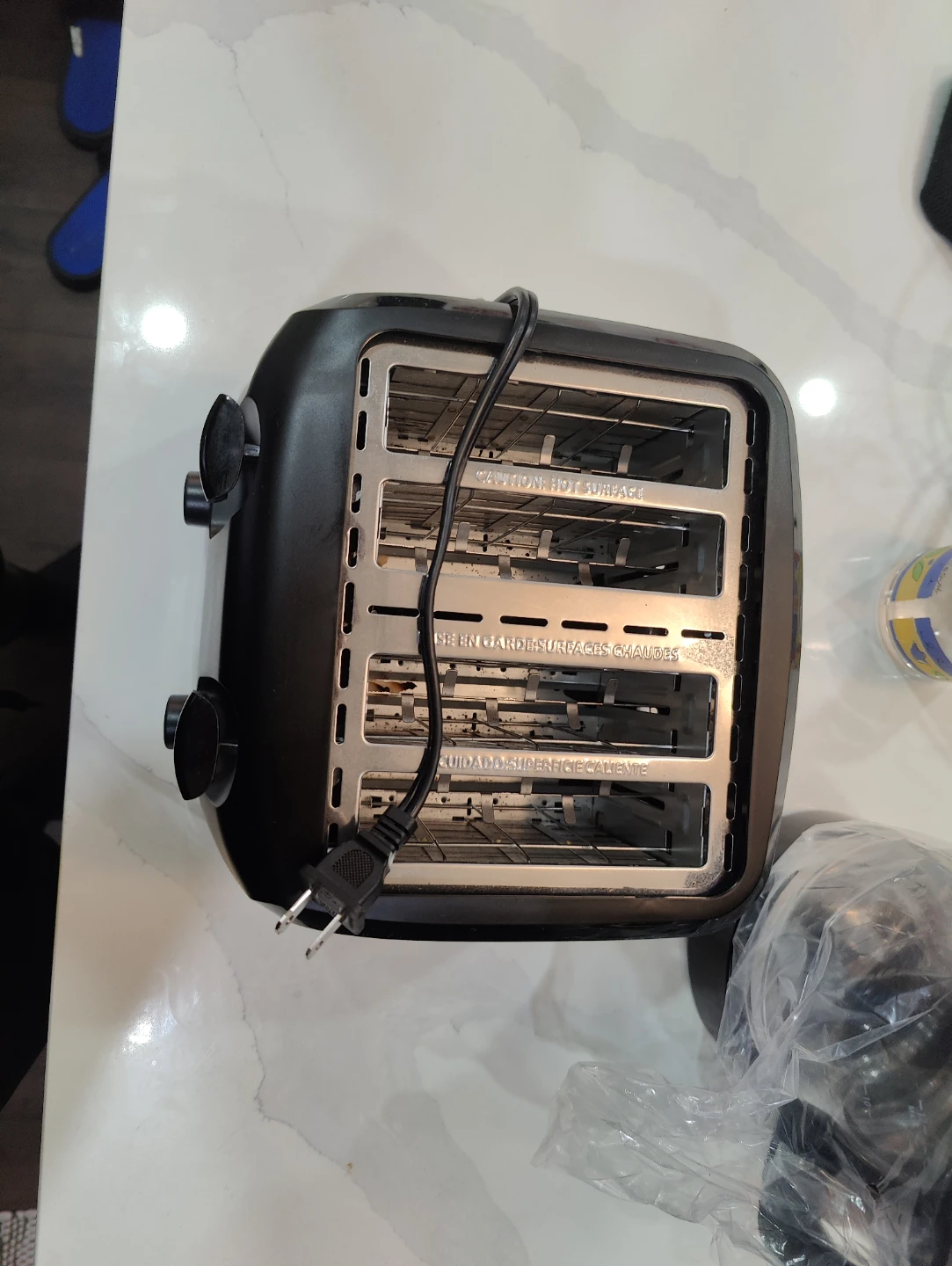 Black 4-Slice Toaster - photo 2
